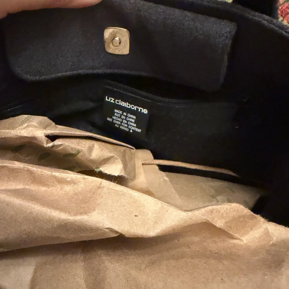 Liz Claiborne Classic Black Tote‎ Bag
